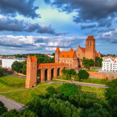 Das Schloss Kwidzyn und die Kathedrale bei Sonnenuntergang