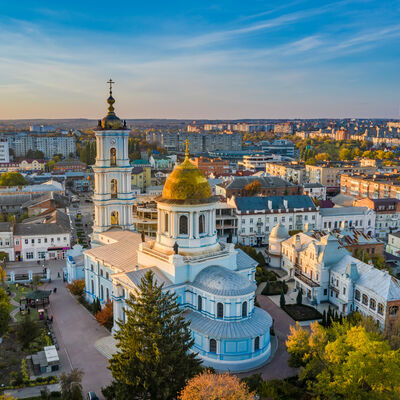 Luftbild zur Erlöser-Verklärungs-Kathedrale, Ukrainisch-Orthodoxe Kirche