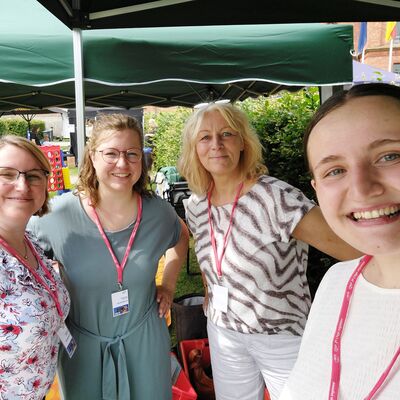 Bild vergr&ouml;&szlig;ern: Das Team vom Stand Stadtbibliothek