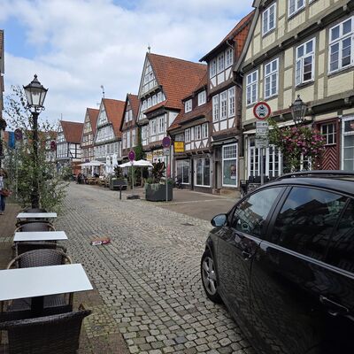 Bekommt eine neue Polleranlage: die Schuhstra&szlig;e.